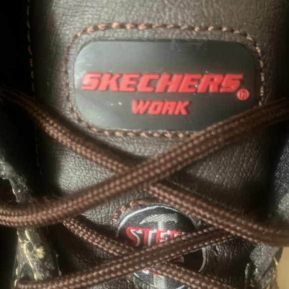 Sketchers Men Work Boots - Picture 3 of 5